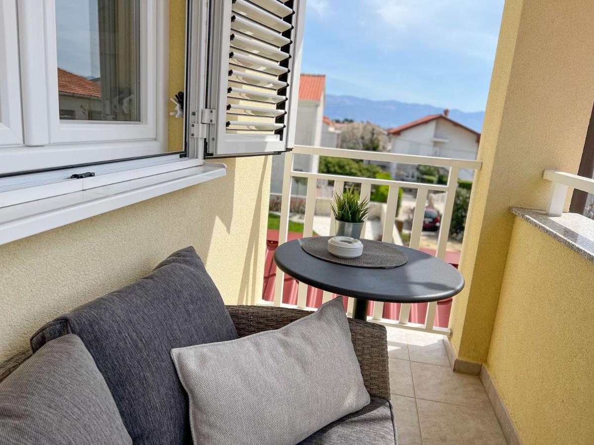 Apartment Baska Mit Poolarea - Krk, Kroatien Esterno foto