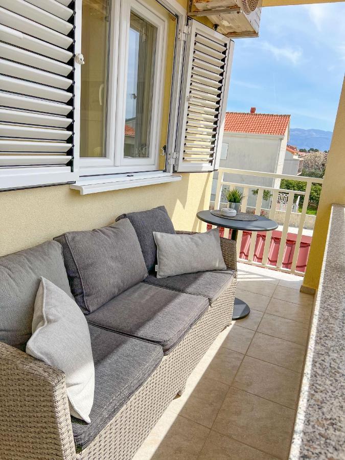 Apartment Baska Mit Poolarea - Krk, Kroatien Esterno foto