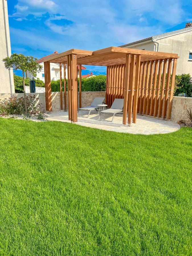 Apartment Baska Mit Poolarea - Krk, Kroatien Esterno foto