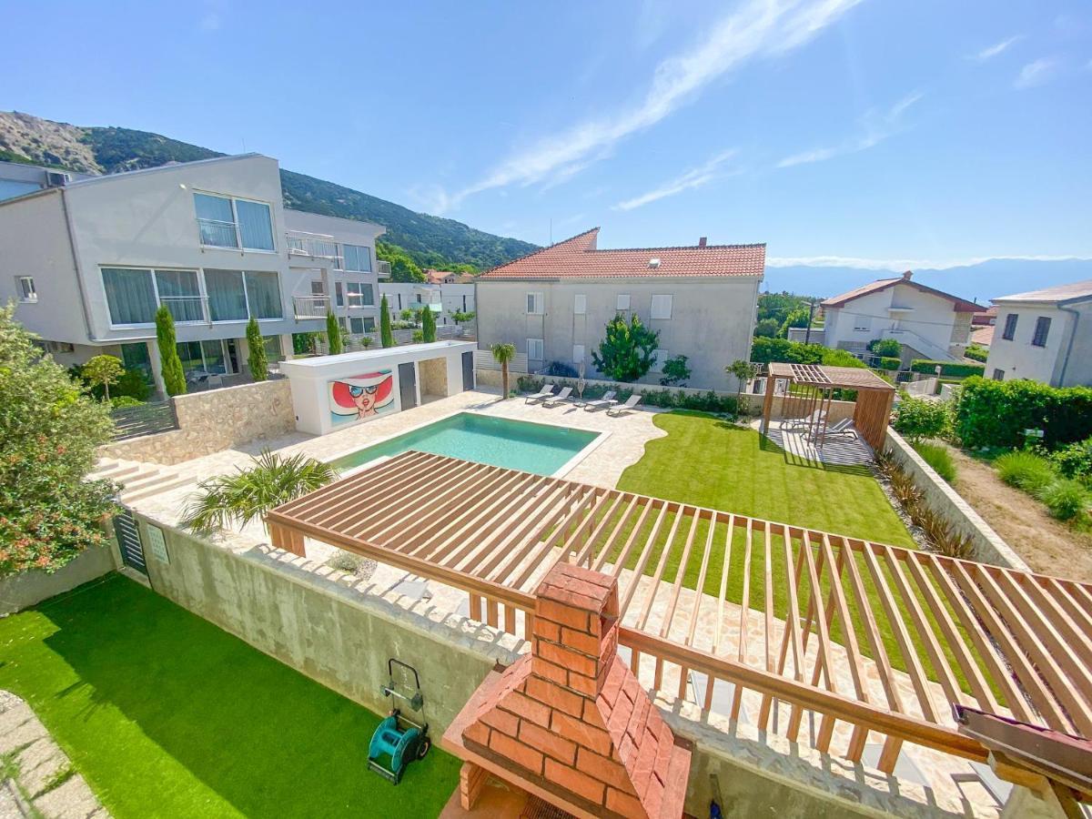 Apartment Baska Mit Poolarea - Krk, Kroatien Esterno foto