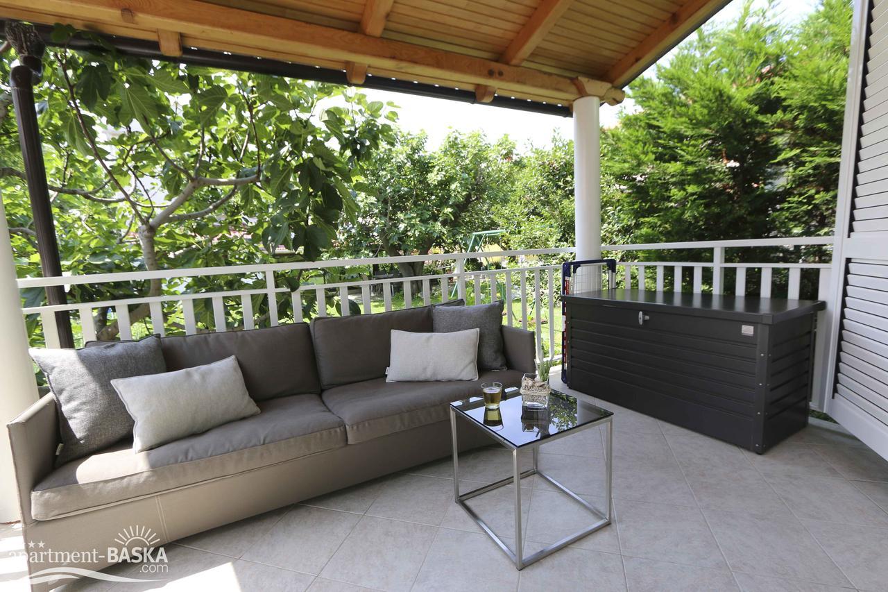 Apartment Baska Mit Poolarea - Krk, Kroatien Esterno foto