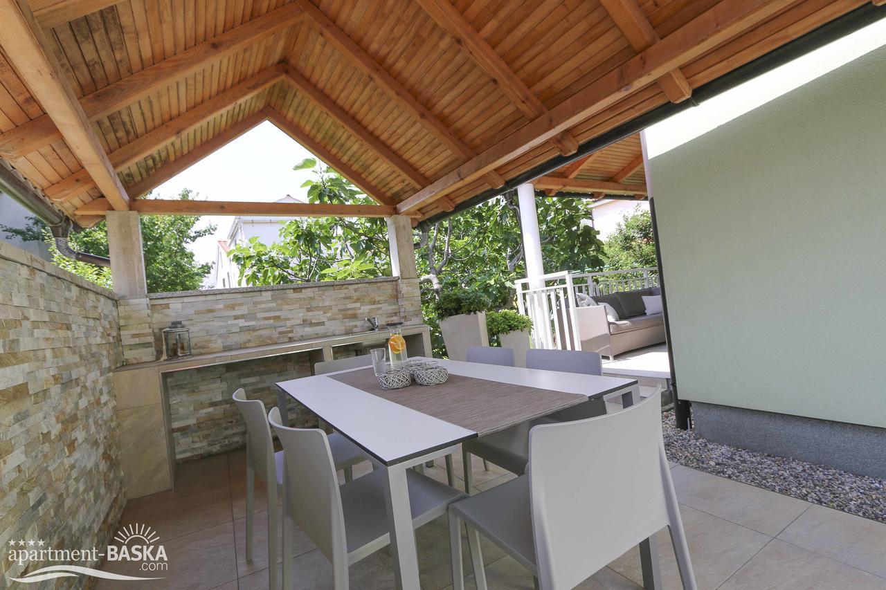 Apartment Baska Mit Poolarea - Krk, Kroatien Esterno foto